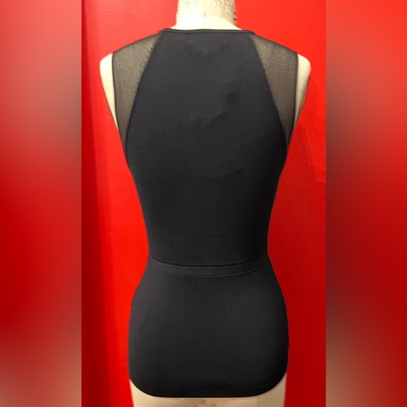 Reiss “Anabel” Sheer Detail Sleeveless Asymmetrical Peplum Waist Top In Black S - Picture 8 of 13